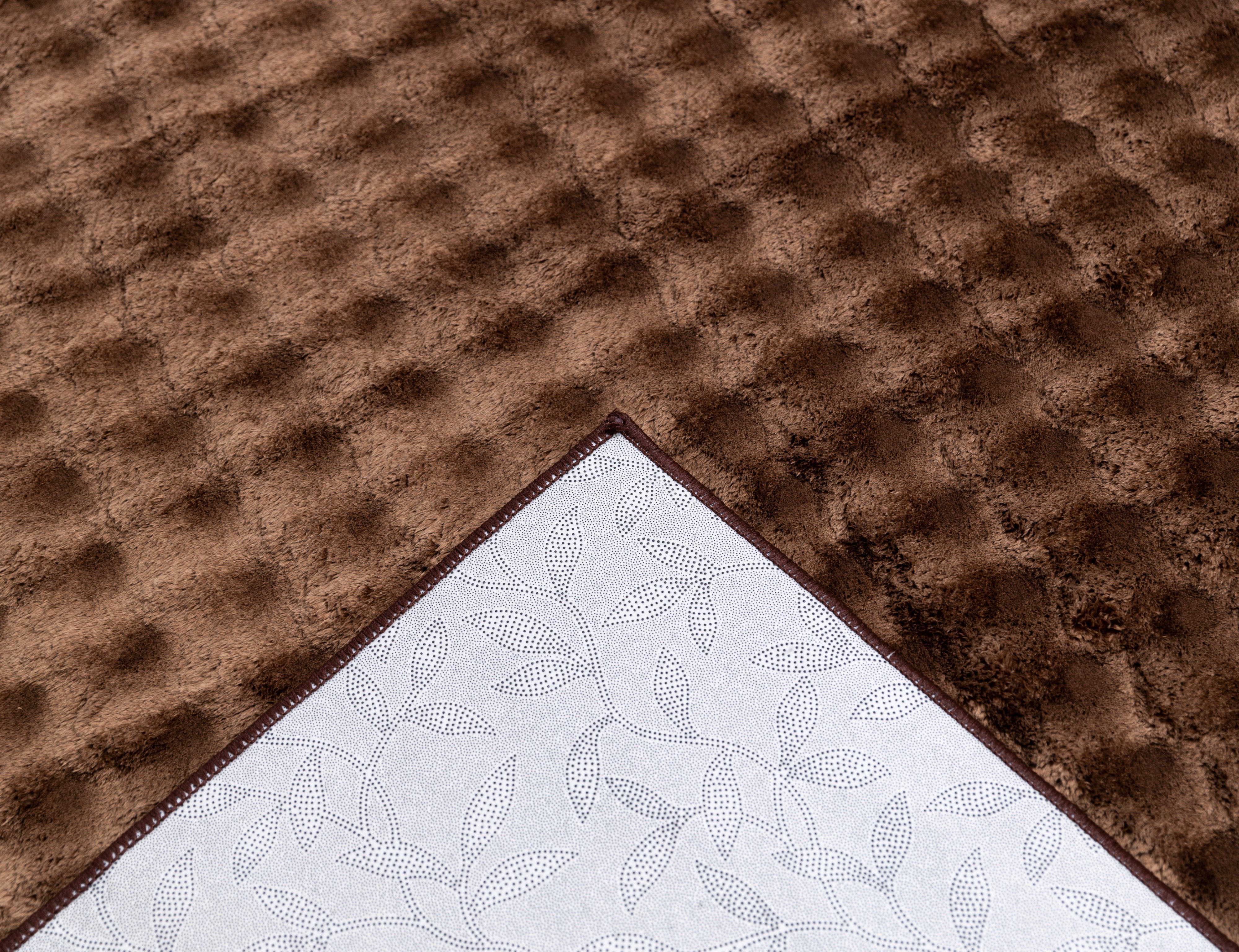 Pyles Velvet Rug - Brown