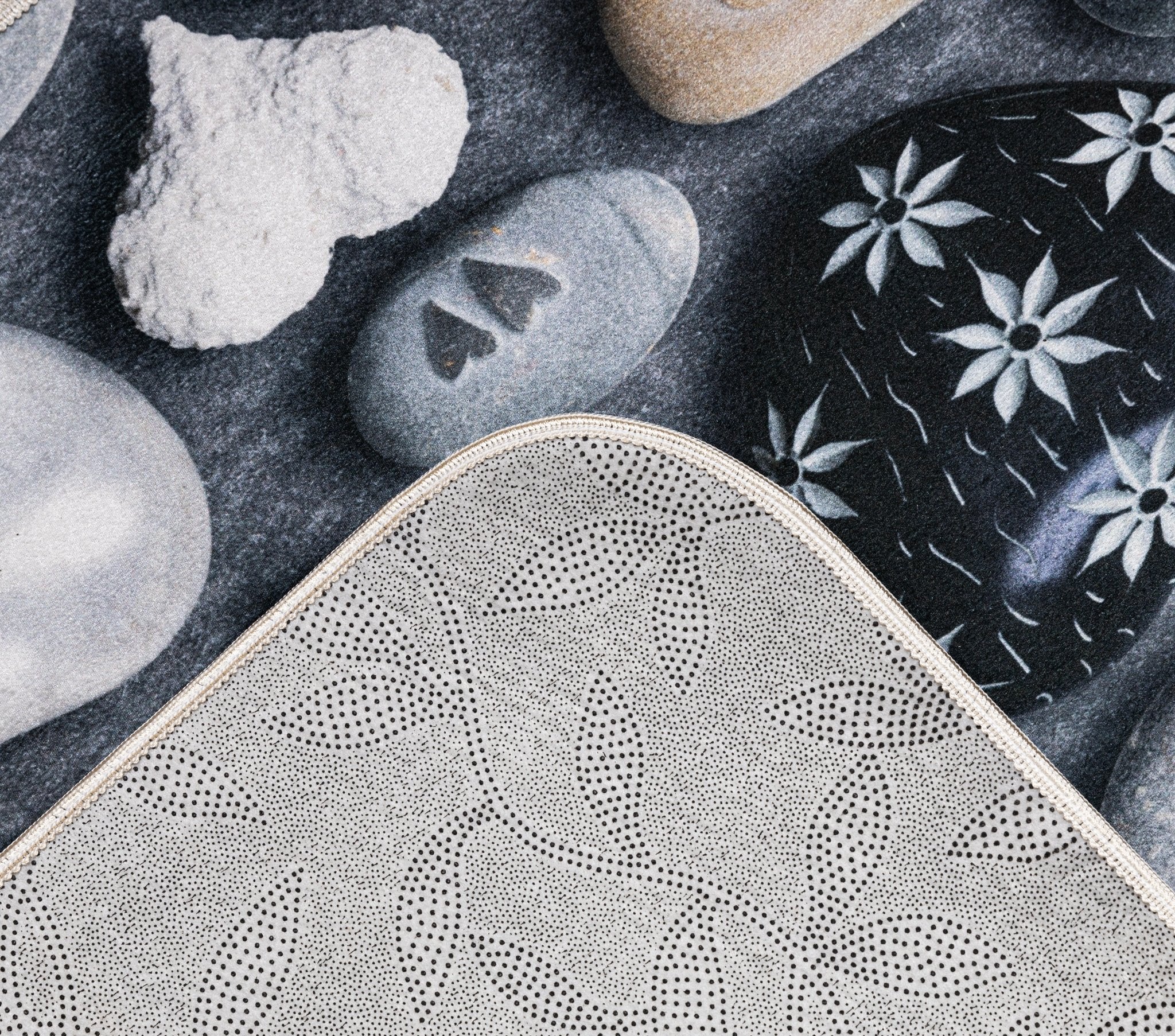 طقم دواسات حمام 3D مضادة للانزلاق Zen Stone