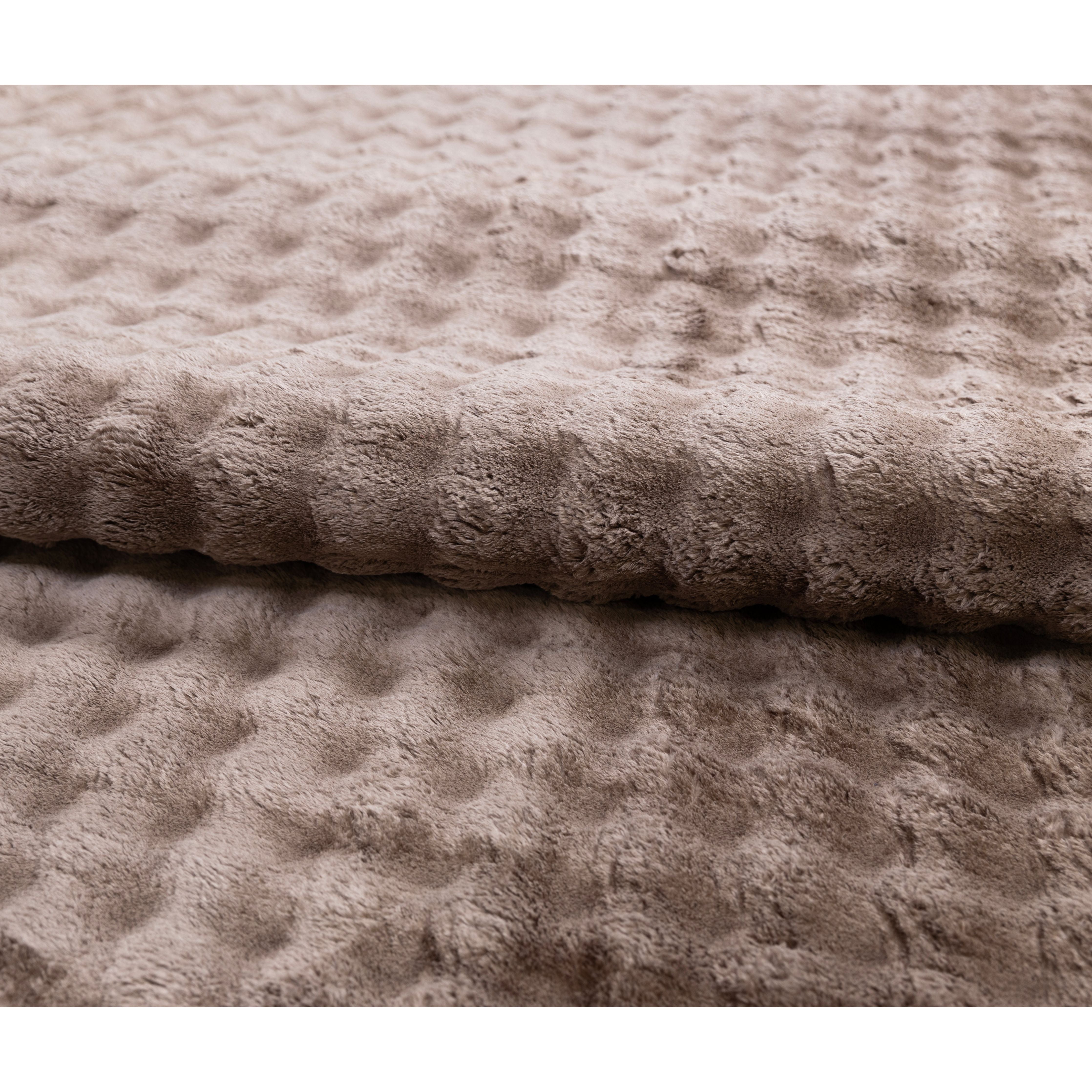 velvet bubbles carpet mocha