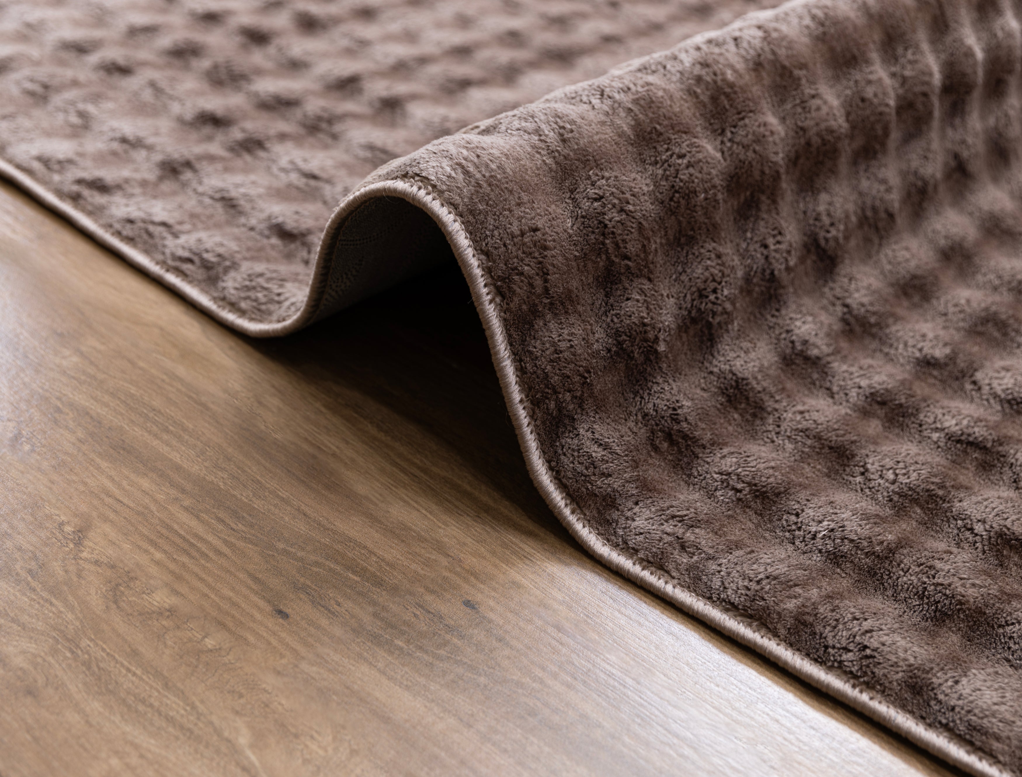 Velvet Bubbles Carpet Mocha