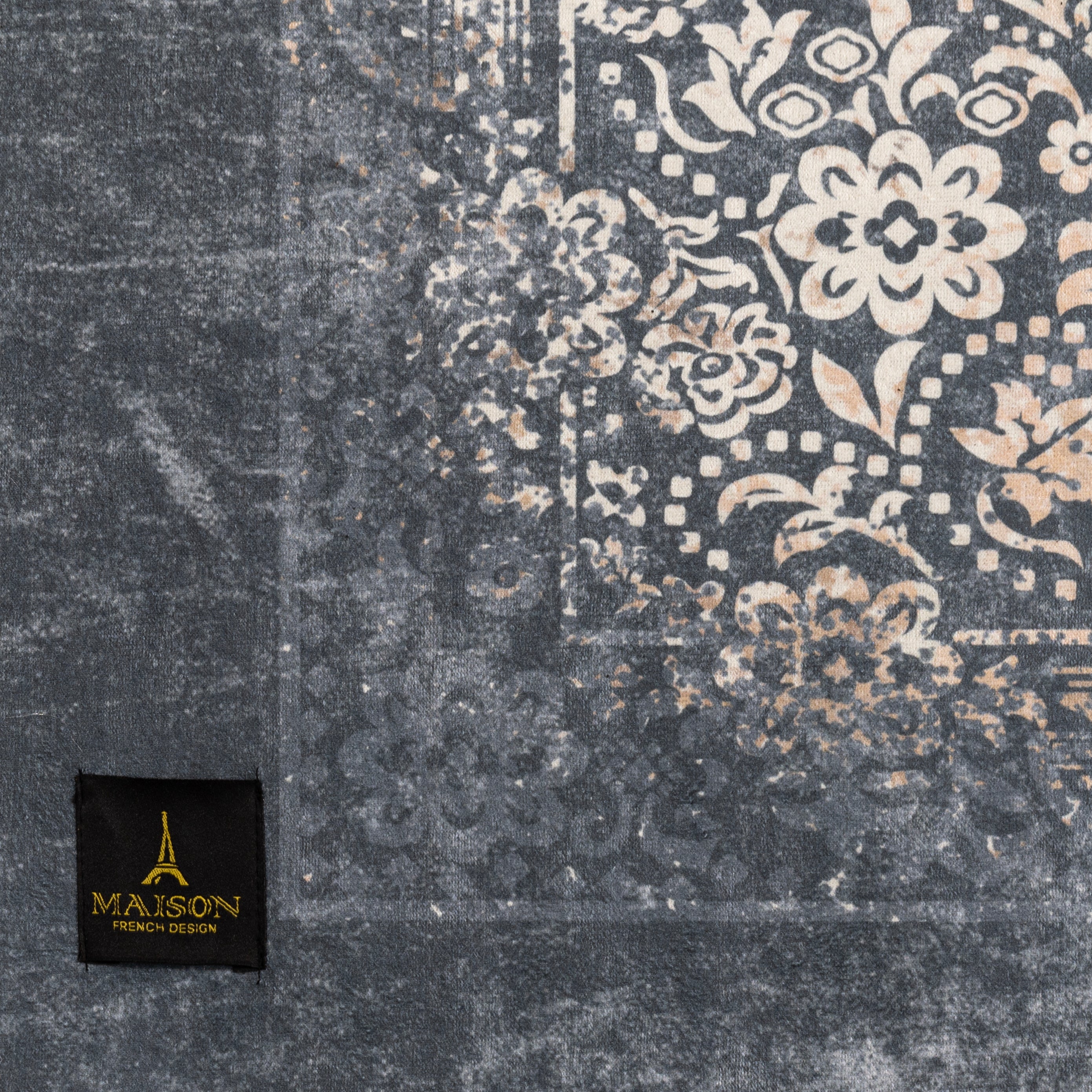 Folklore Carpet - 150cm x 200cm