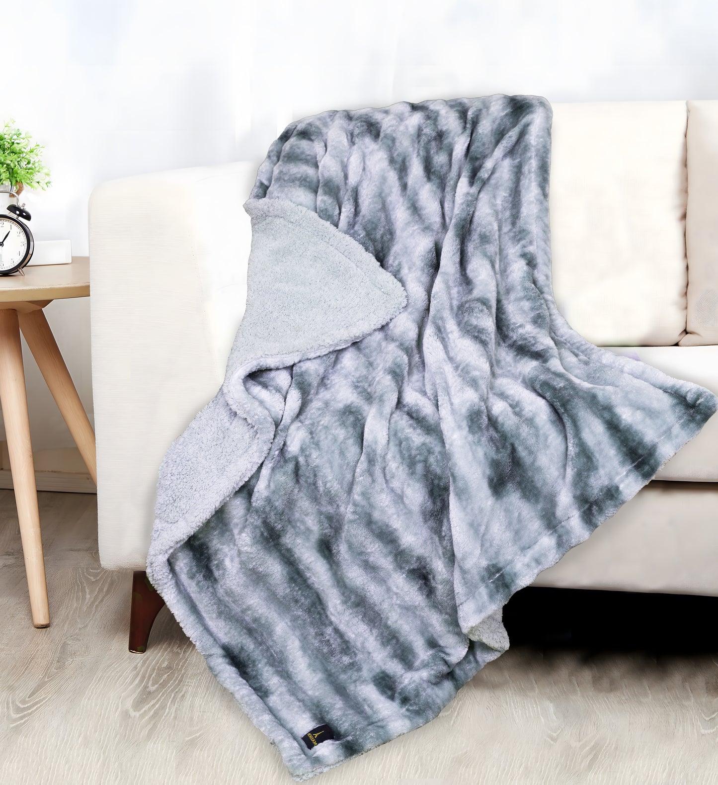 Fluffy Sherpa Hug Blanket