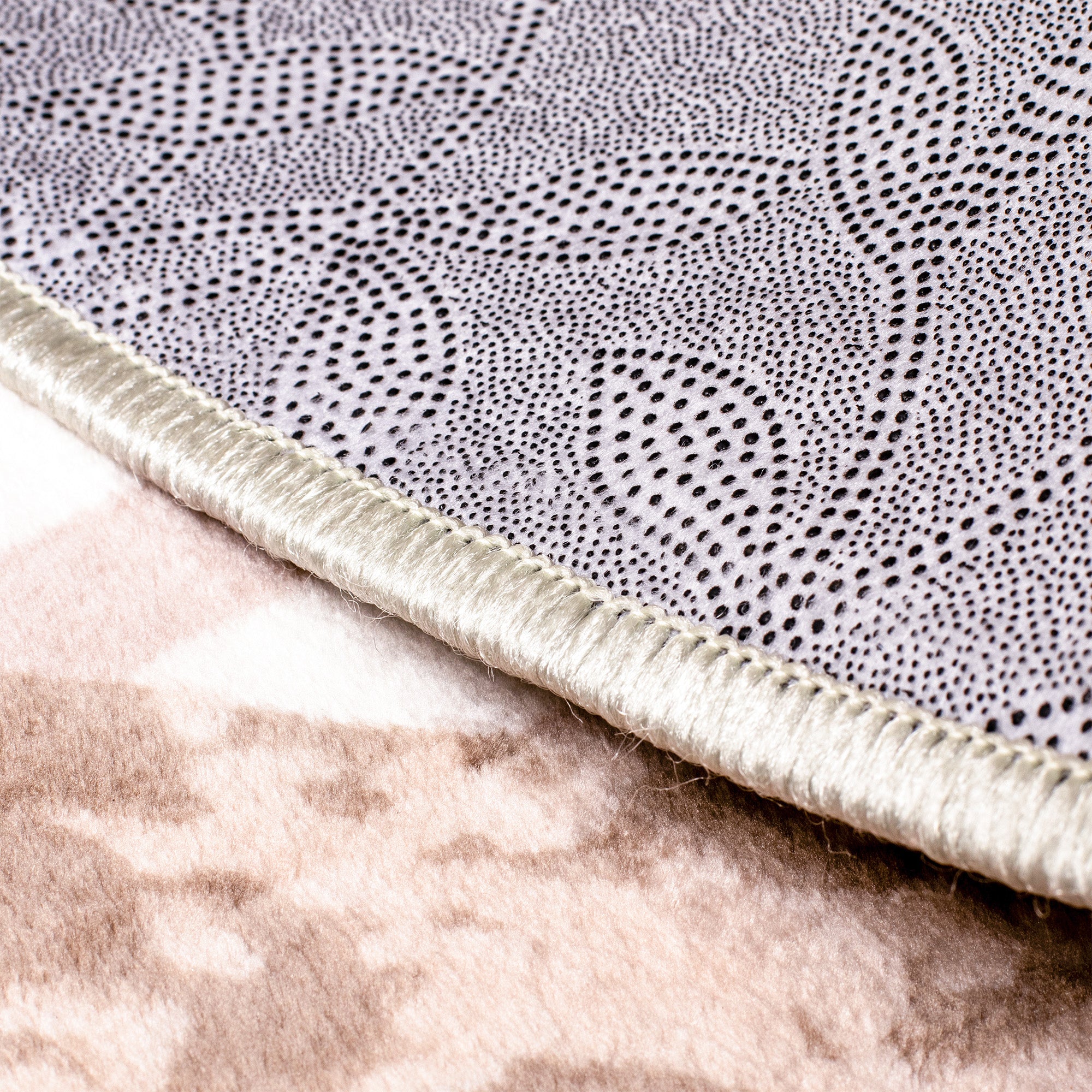 CleanForm Velvet floor rug