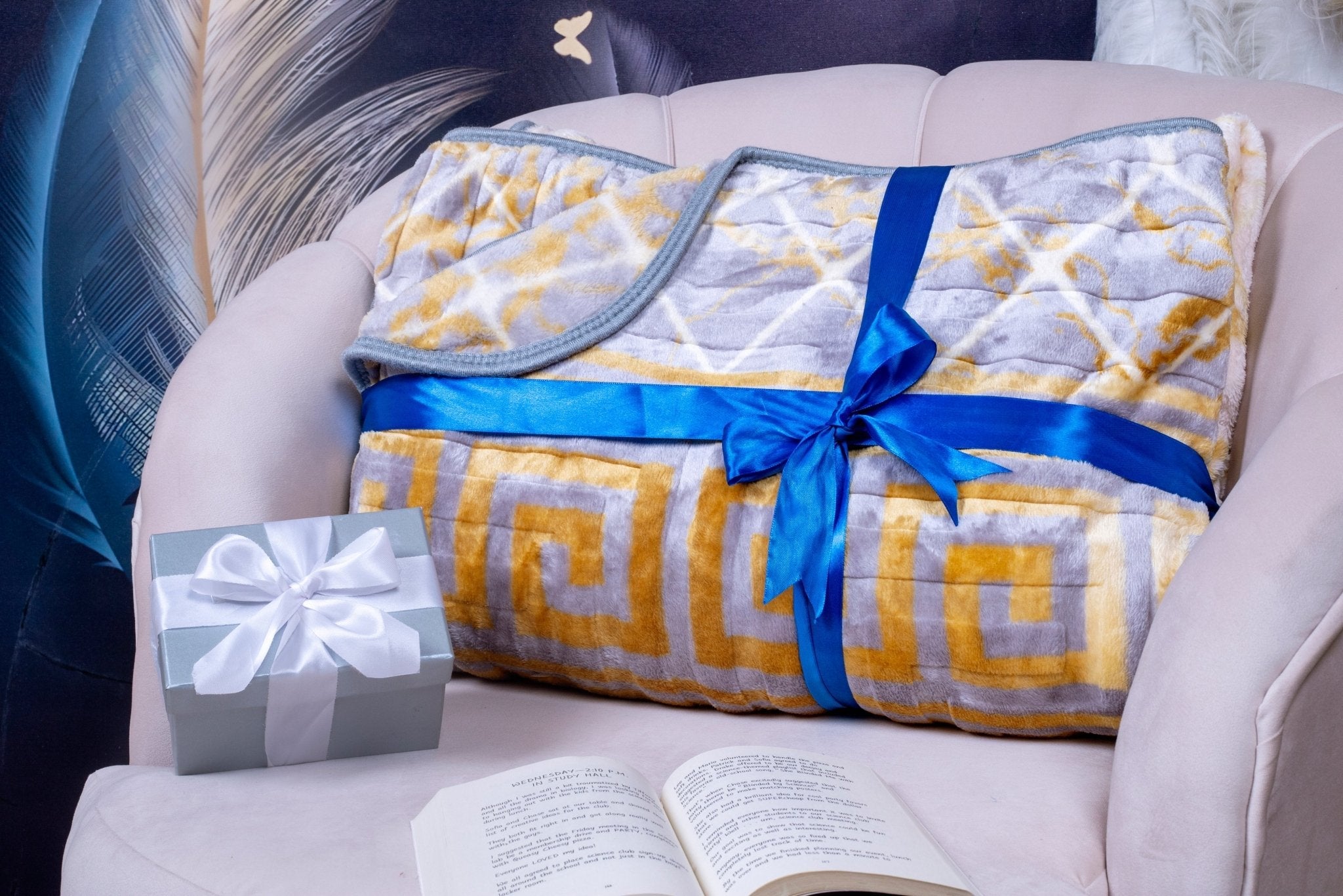 Artistic Printed Blanket (Silver)
