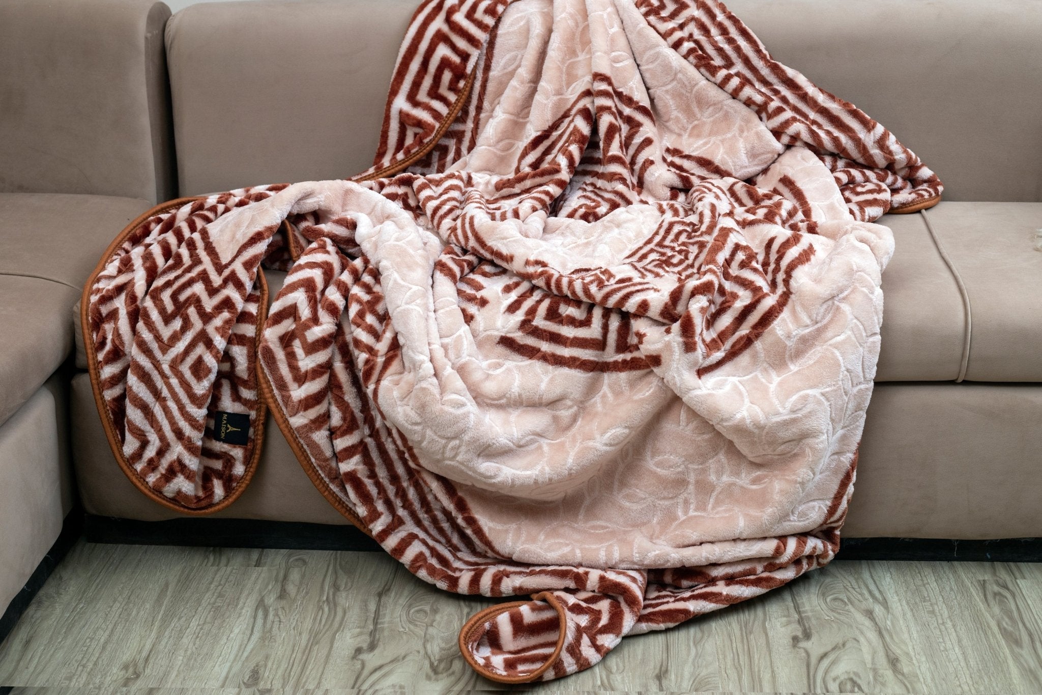 Blanket Printed French Design (Brown)
