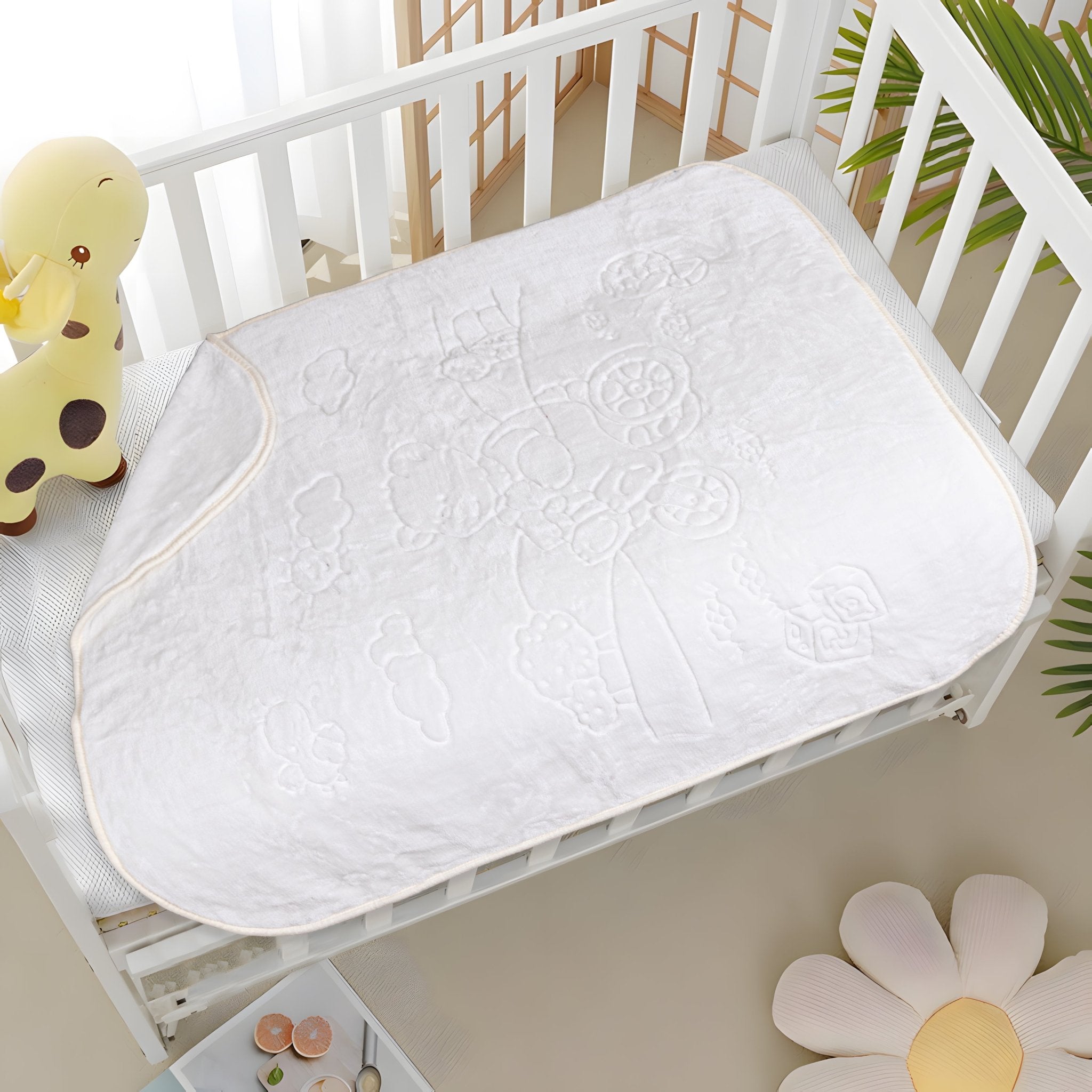 بطانية أطفال CozyNest (أبيض عاجي)