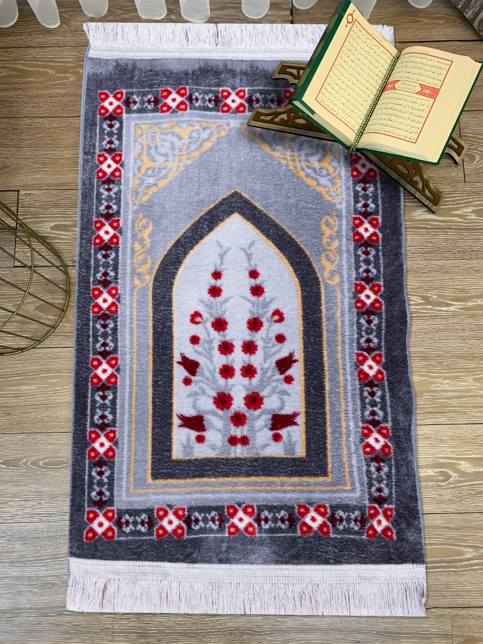 سجادات صلاة القبلة